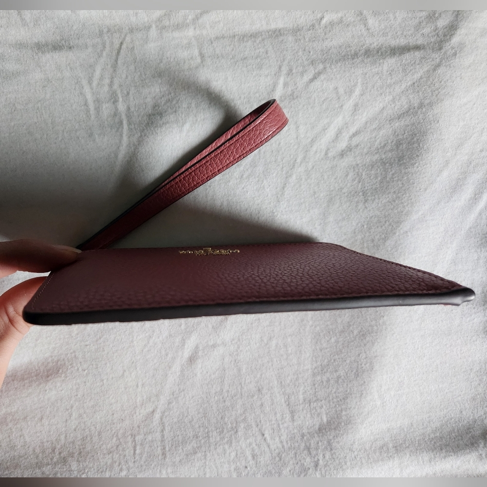 Kate Spade Rose Leather Wristlet NWOT - Picture 3 of 6